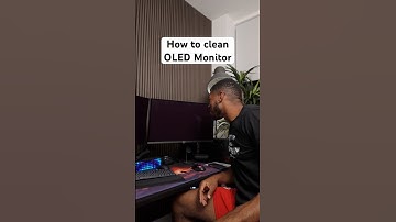 How NOT to Clean your Monitor 🙅🏾‍♂️