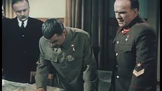 Фильм «Падение Берлина»  Сталин на совещании