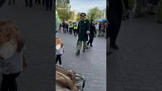 Man arrested after stripping down on Disneyland ride Profile