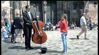 Video thumbnail of "A Little Girl Plays For A Street Musician And Gets The Best Surprise In Return"