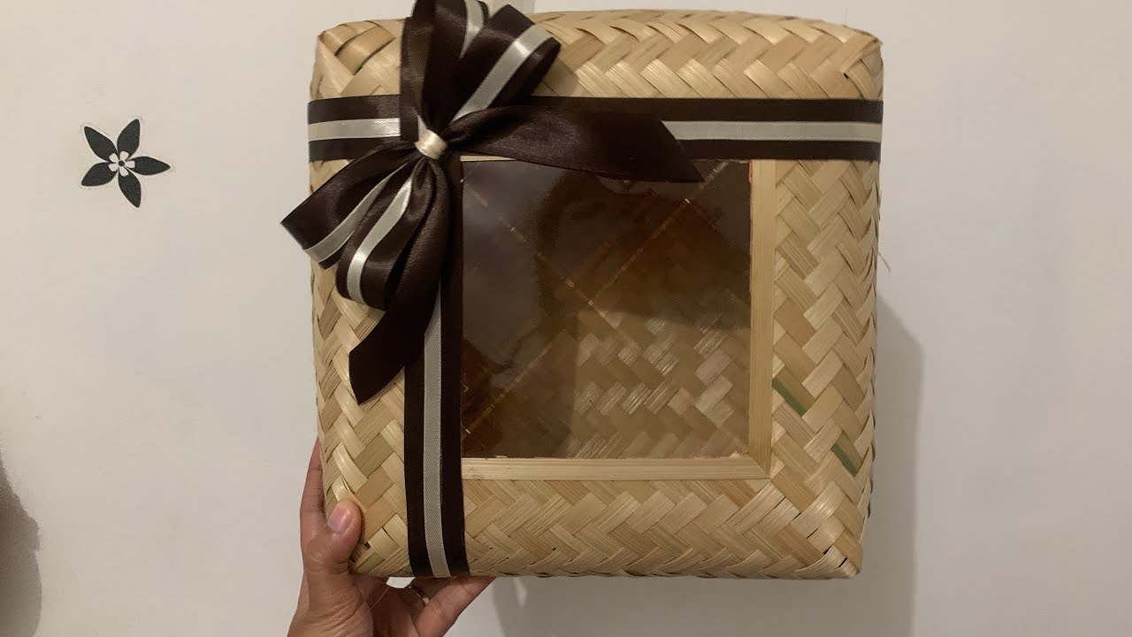 MENGHIAS BESEK DENGAN PITA SATIN