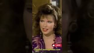 #CountryMusicLegends #CountryMusic #CountryIcon #CountryStar #MerleHaggard #RebaMcEntire #JohnnyCash