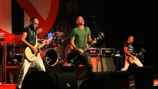 Bad Religion LIVE Intro / Spirit Shine / Supersonic : Amsterdam, NL : &quot;Melkweg&quot; : 2015-08-09