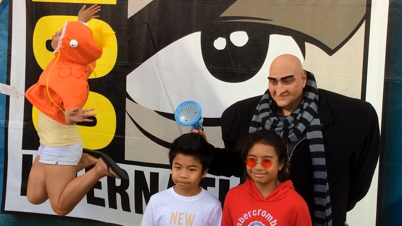 Comic-Con 2017: The Party's Over video phone beyonce mp3