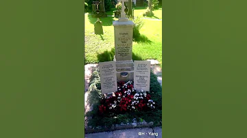 Tomb Of Wolfgang Amadeus Mozart S Wife Constanze Mozart And Father Leopold Mozart 