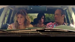 LA PAZZA GIOIA: Clip dal film - Abbiamo una macchina, ci diamo alla pazza gioia!