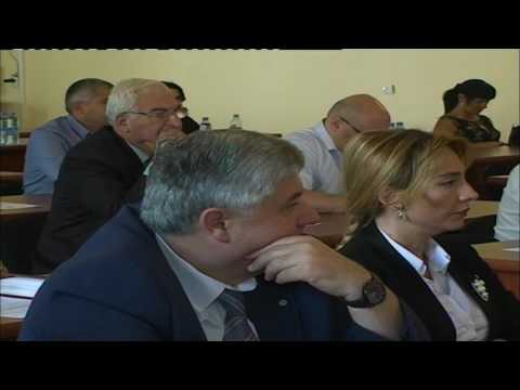 განათლებისა და მეცნიერების მინისტრი სტუმრად აკაკი წერეთლის სახელობის სახელმწიფო უნივერსიტეტში