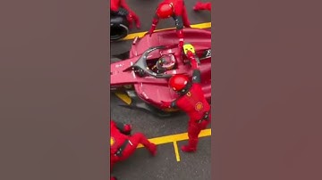 What A Double Pitstop Looks Like in F1 👀