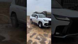 washing a Lexus Rx in desert 🏜️ #car #offroad #travel #offroading #nature