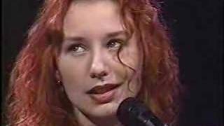 Tori Amos "Baker Baker" (1994) chords