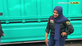 HEBOH !!! Sitinjau Lauik Kedatangan Sopir Truk Wanita Cantik, Bersama Truk Seharga 2 Milyar