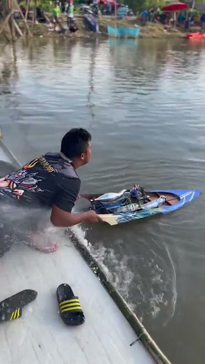 Rc kapal balap thailand, ngeri uy top speednya 🙀 #shorts #trendingshorts #2stroke
