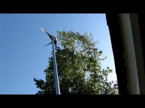 Air Breeze 200 Watt by Southwest Windpower part 1