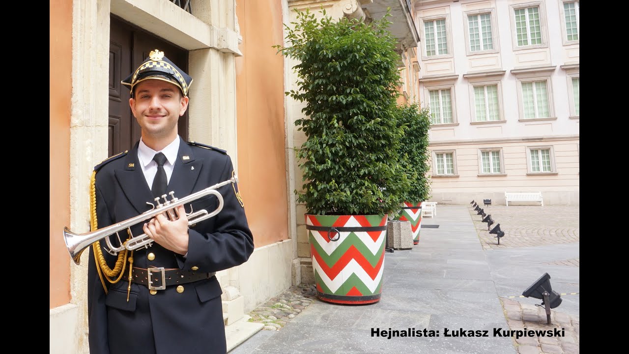 Hejnał warszawski grany z Wieży Zegarowej Zamku codziennie o godzinie 11.15 / Warsaw’s Trumpet Call