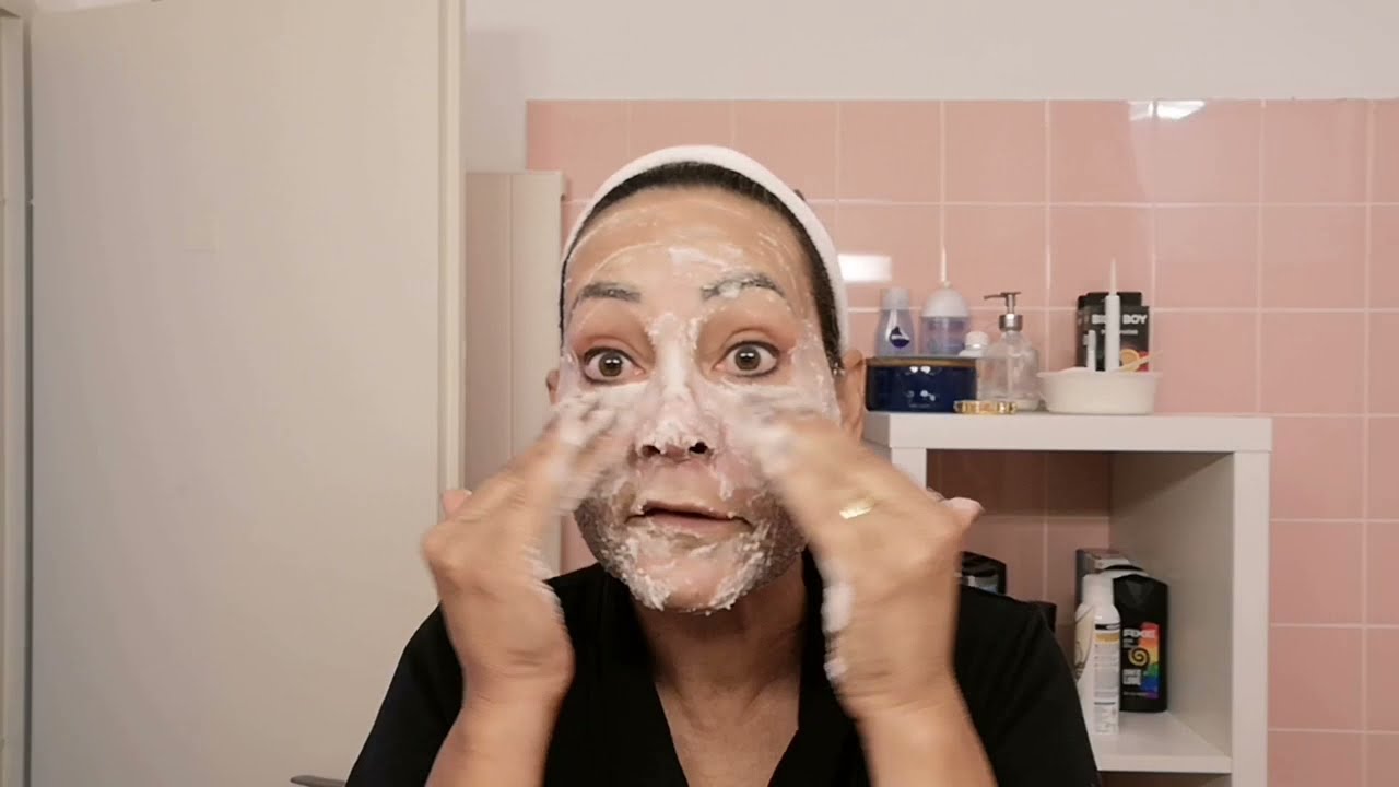 LIMPEZA DE PELE EM CASA + REJUVENECEDOR E CLAREADOR 100% NATURAL PASSO A PASSO.