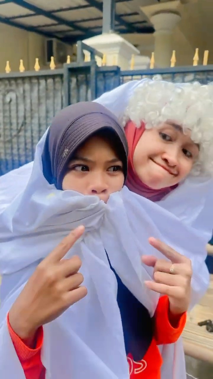 AKIBAT MAININ LEM AJAIB