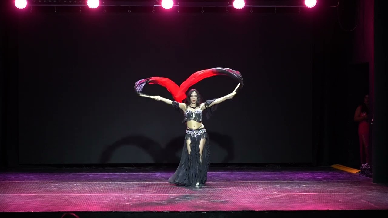 CAROLINE - Aniversario Arabic dance