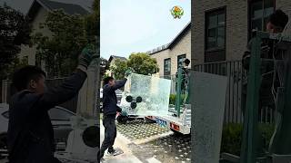 Download Lagu Watch This Worker Shatter Glass in Seconds MP3