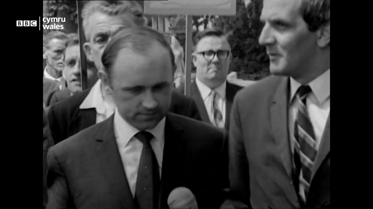 March against the closure of the Rolls Royce factory, Cardiff