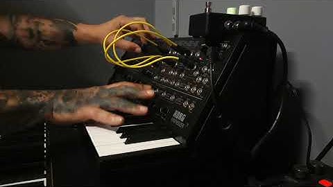 egonov - Sparks (Korg MS20 Mini jam)