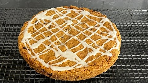 Sultana Oat Cookie Pie - Easy Giant Cookie