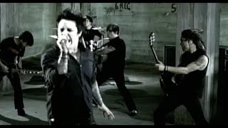 Watch Eighteen Visions Tower Of Snakes video