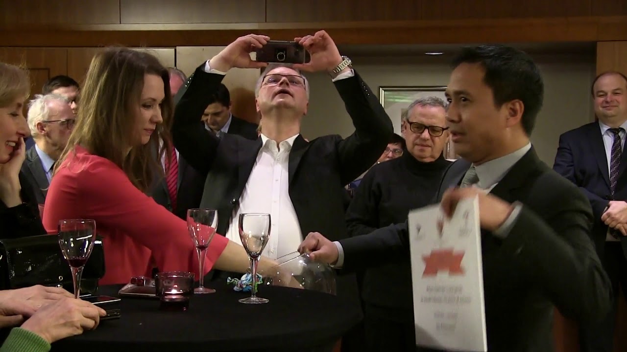 Christmas and New Year dinner for the tourism industry. Warsaw, 19.12.2017 - YouTube