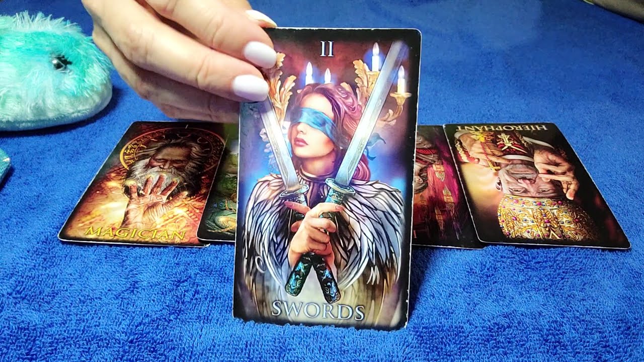 PISCES - JUNE 2021 THEY'RE LONGING FOR YOU, PISCES! 💗 👀 TAROT READING