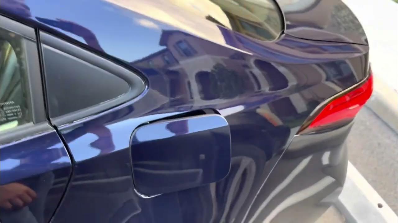 How to put gas - Toyota Corolla 2022 Hybrid - YouTube