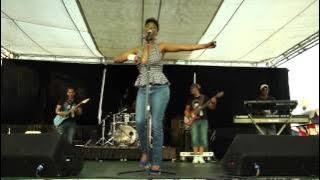 Lira 'Believer'
