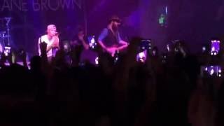 kane brown live in charlotte love yourself