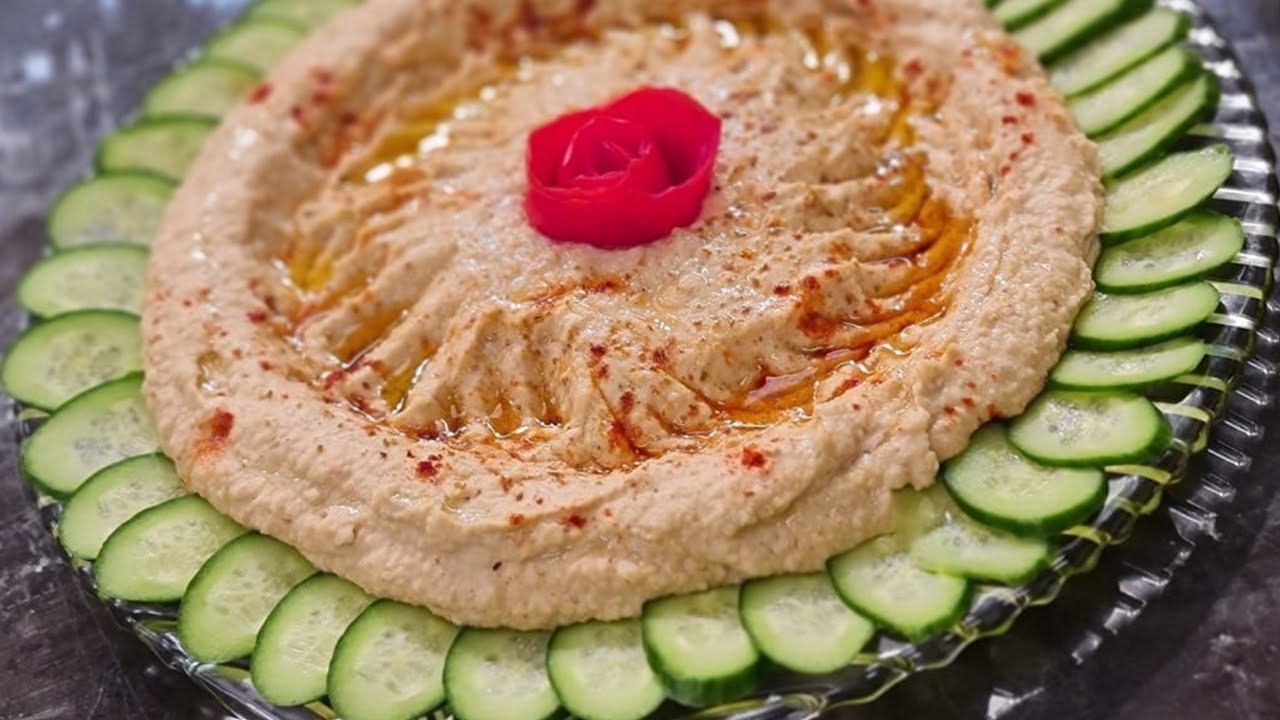 طريقة عمل سلطة الحمص بالطحينة | المطعم مع الشيف محمد حامد