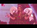 Kelly Clarkson - Miss Independent / Love So Soft [2017 American Music Awards Performance]