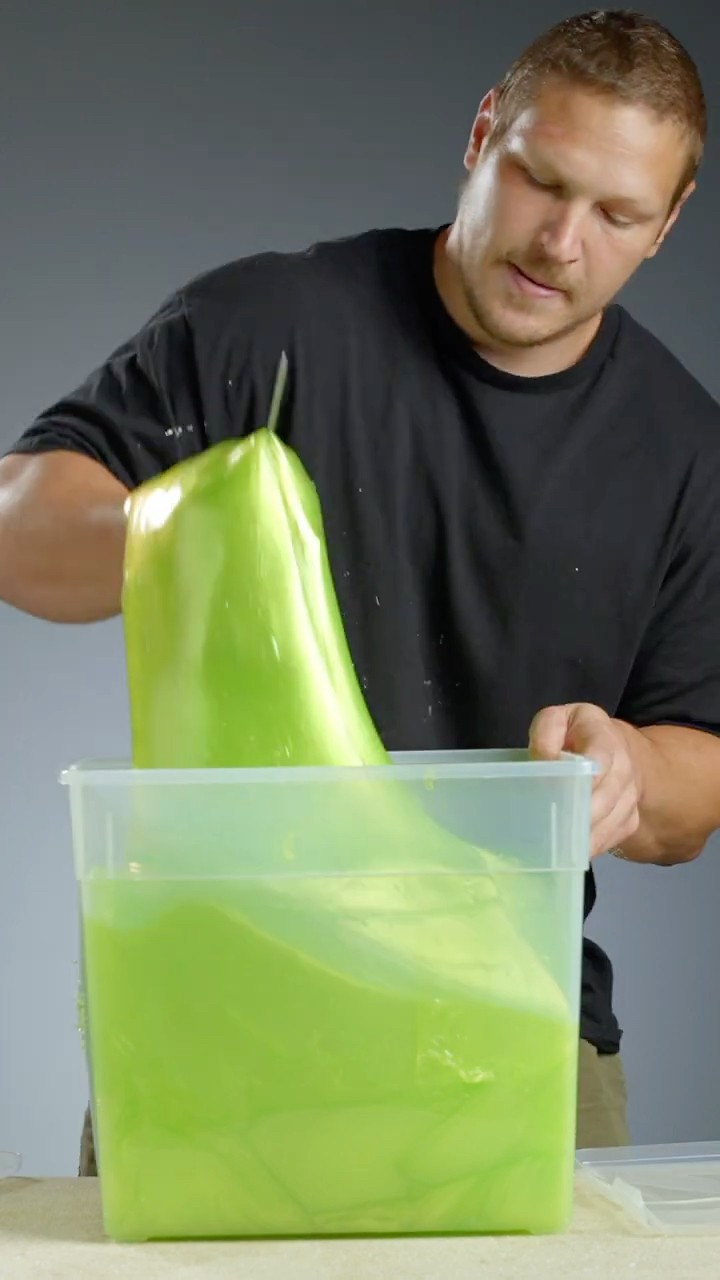 @Vat9Team Breaks A Box Of Slime for $$$$