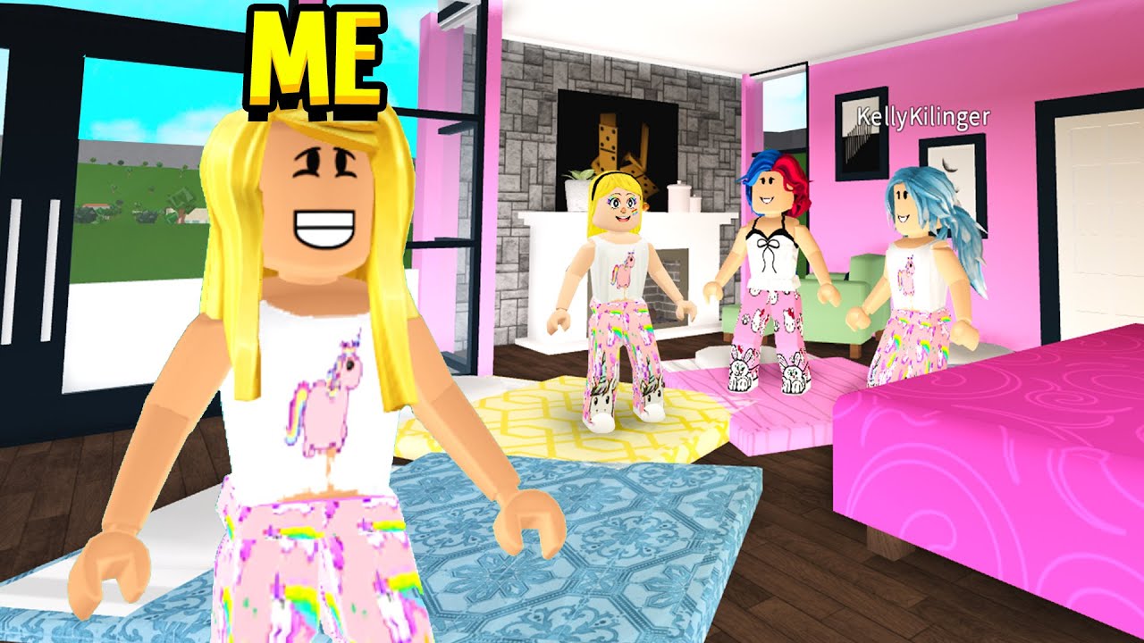 Girls Only Sleepover Had A Creepy Twist I Exposed It Roblox - roblox girls sleepover