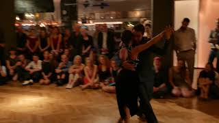 Clarisa Aragon and Jonathan Saavedra - "Estampa De Varón" - Juan D'Arienzo