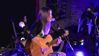 Video voorbeeld van "Concert acoustique - Perpignan - Balbino Medellin par Elina (le 4/05/2013)"