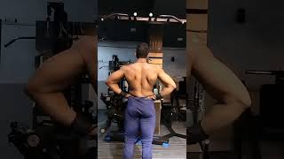 Pull-Ups Workout BenefitsBuilds a strong backIncreases upper body strengthImproves grip strength💪🏆🥇💪
