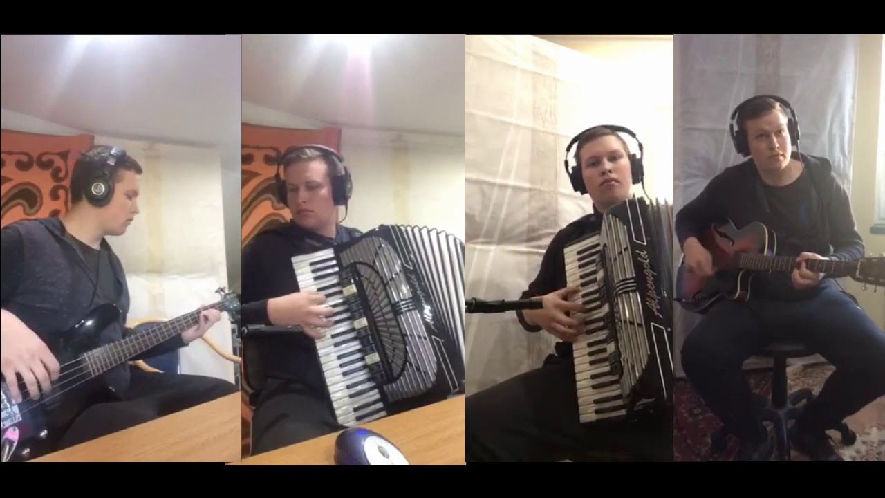 Dejan Pučko-S harmoniko med smučarji/Am Jakobshorn(Jože Burnik)