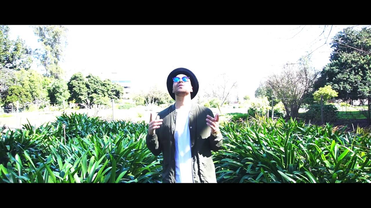 The Chainsmokers Feat. Halsey Closer (Julian De Vizio Cover) YouTube