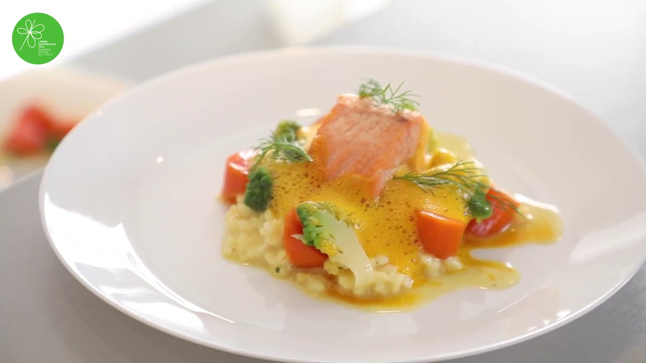 Türchen 9: Gebratenes Lachsfilet, Karottenschaum, glacierte Karotten ... Türchen 9: Gebratenes Lachsfilet, Karottenschaum, glacierte Karotten ...