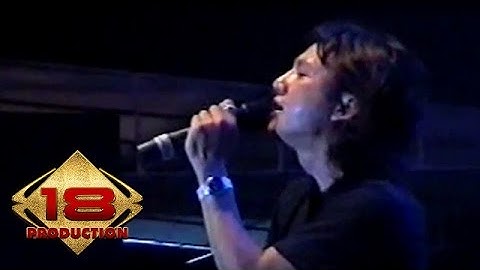 Caffeine - Aku Takkan Memiliki  (Live Konser Purwakarta 15 Agustus 2006)
