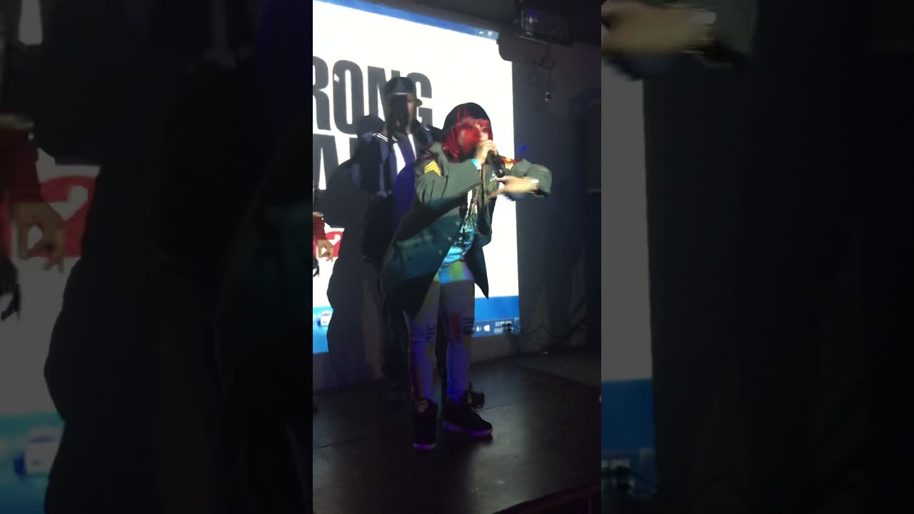 Live Performances by PrittyMilitant