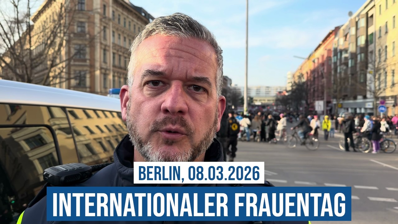 08.03.2026 Berlin Großeinsatz am Frauentag: Antifa demonstriert in Kreuzberg mit Pyro gegen Polizei