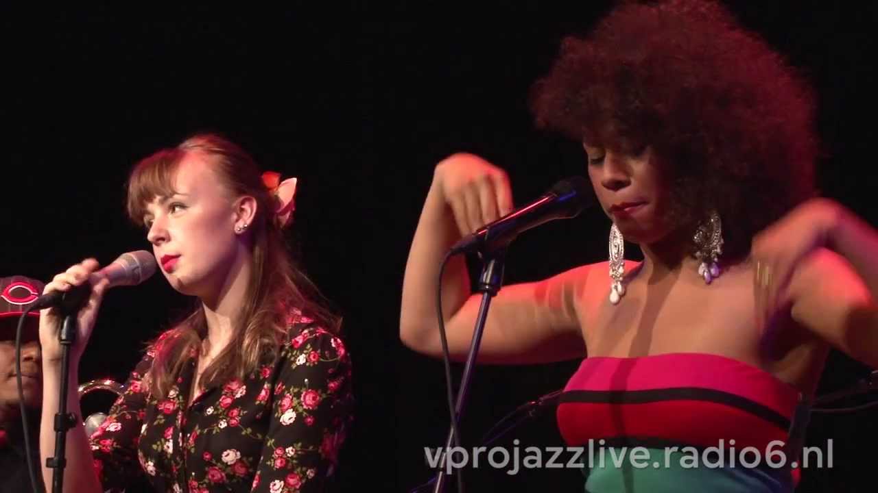 Bongomatik speelt Adivinalo