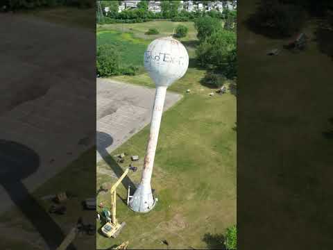 Water Tower falling down