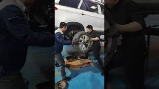 Methods For Efficient Car Axle Removal