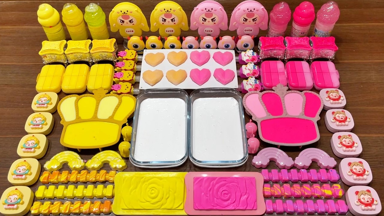 LIVE: Slime Mixing Random Things Into Glossy Slime | [GOLD] Vs [PINK] Showdown #236