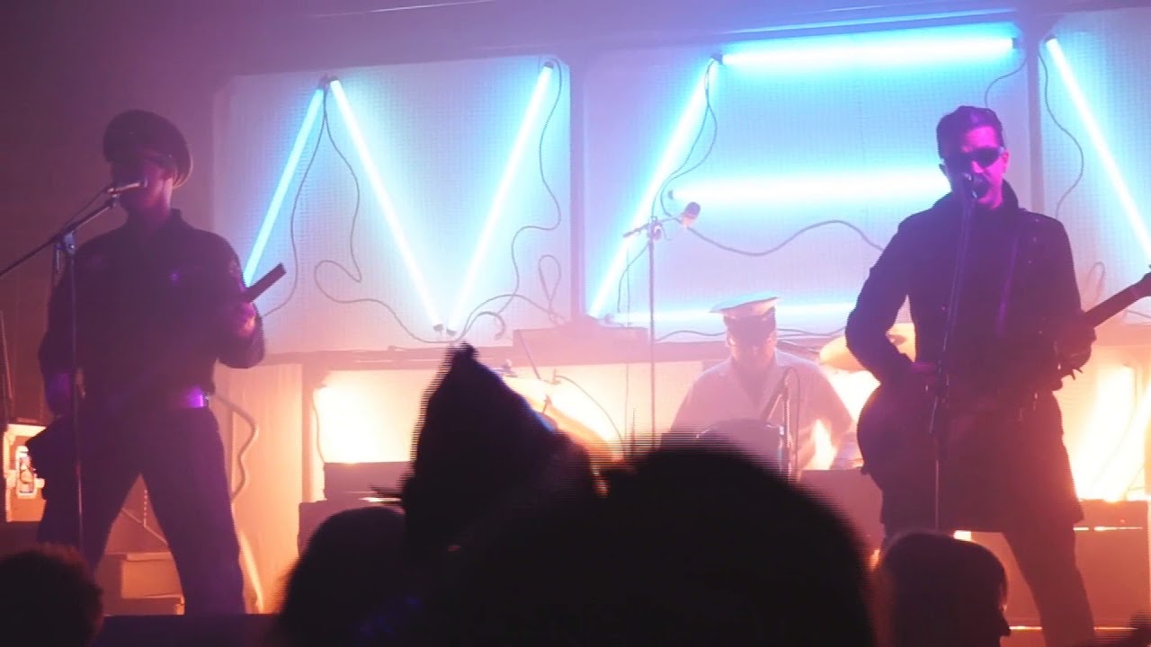 New Wave Crave - The 80's Tribute Band