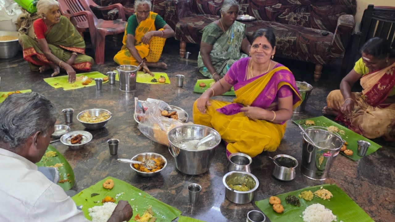 எதுக்காக சைவ விருந்து வாங்க பார்க்கலாம் எனக்கே ரொம்ப பெருமையா இருக்கு...
